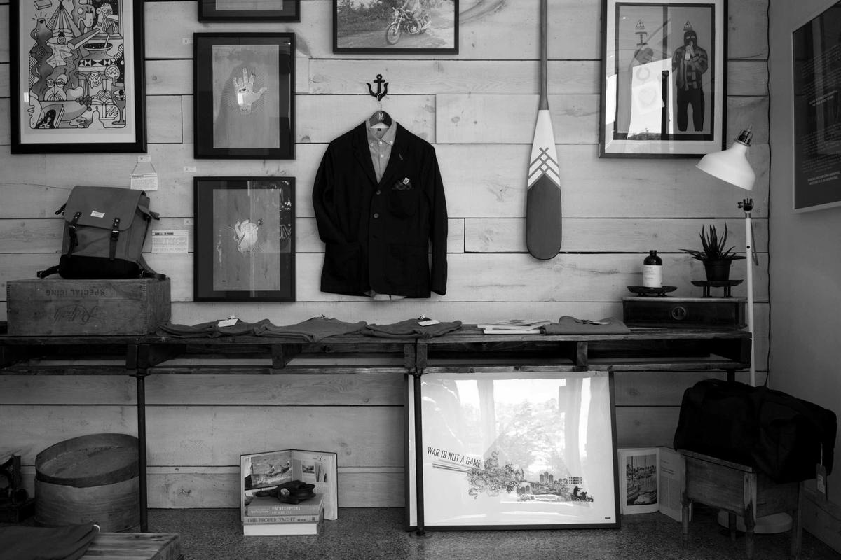 Grayscale photograph